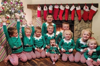 Cuộc sống của người phụ nữ sinh con lần thứ 12 ở tuổi... 37