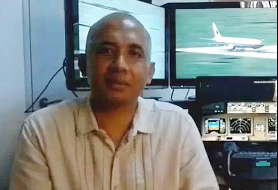 Giả thuyết mới về phi công vụ máy bay MH370 chở 239 người mất tích bí ẩn - 1 Giả thuyết mới về phi công vụ máy bay MH370 chở 239 người mất tích bí ẩn - 1