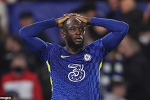 Lukaku hứng chịu đòn trừng phạt nặng nề vì "nổi loạn" ở Chelsea