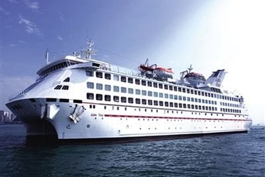 Trung Quốc tổ chức du lịch trái phép tới quần đảo Hoàng Sa