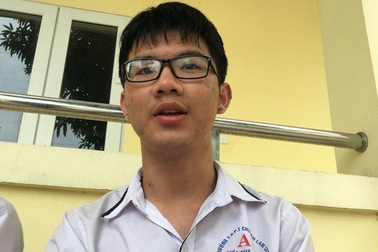 Viết bài luận về mắt giả của mình, nam sinh giành học bổng gần 5 tỷ đồng
