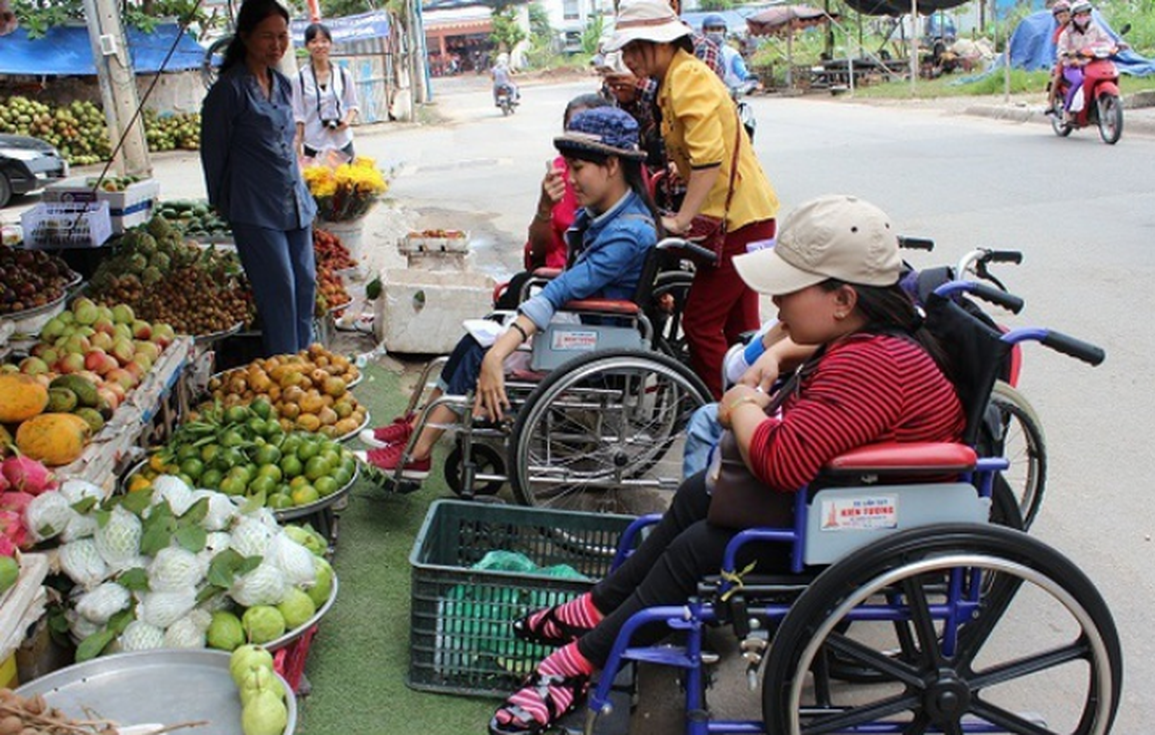 Thiếu người khuyết tật có tay nghề nhưng ít người chịu học nghề - 2 Thiếu người khuyết tật có tay nghề nhưng ít người chịu học nghề - 2