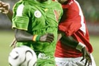 "Sư tử" vồ "đại bàng"?  