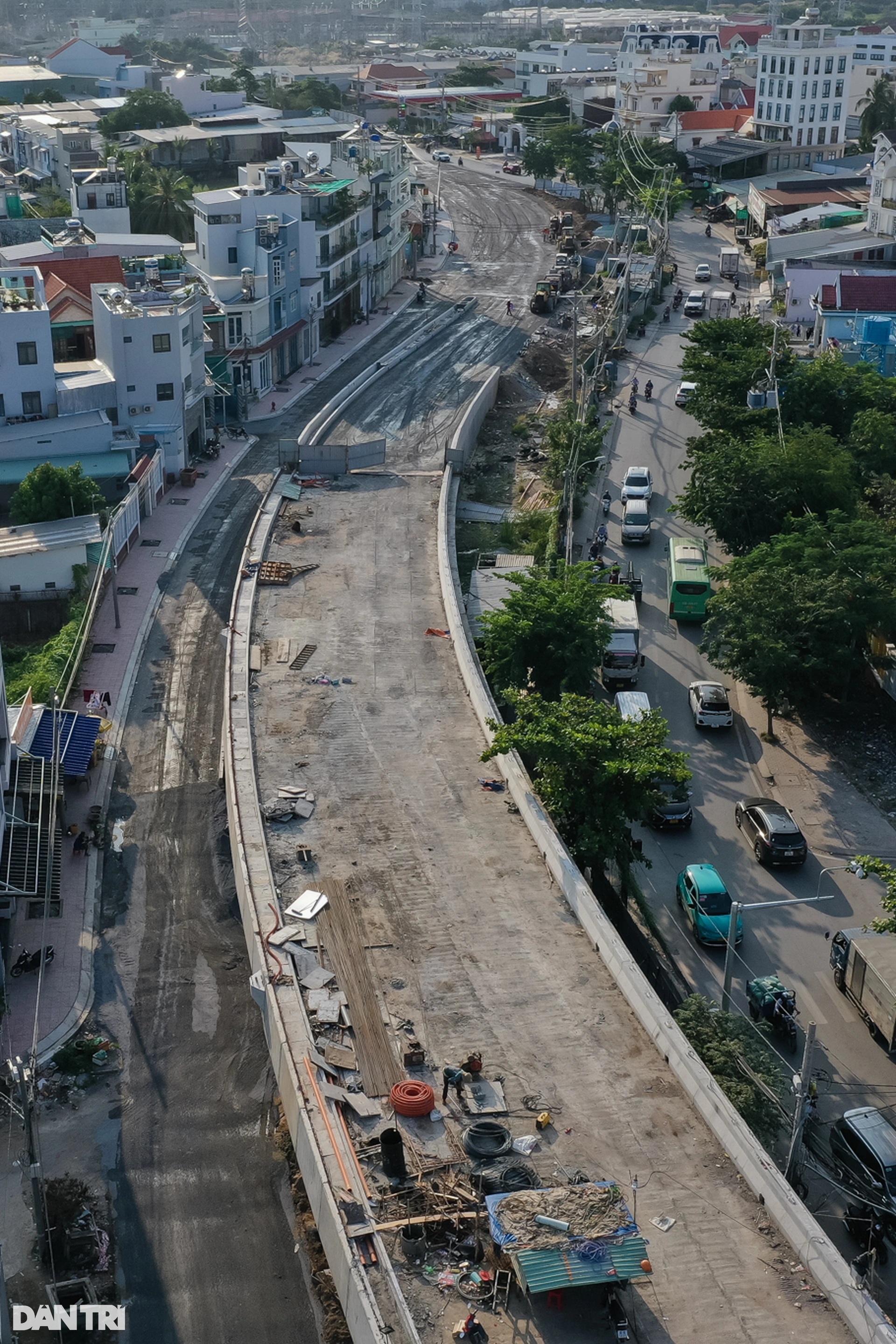 Cầu nối quận 7 với huyện Nhà Bè sắp hoàn thành sau nhiều năm trễ hẹn - 7 Cầu nối quận 7 với huyện Nhà Bè sắp hoàn thành sau nhiều năm trễ hẹn - 7