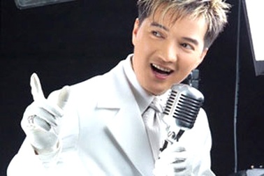 Mr. Đàm cháy hết mình với những người bạn