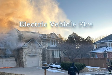 Cứu hỏa Mỹ dùng chăn để chữa cháy xe điện