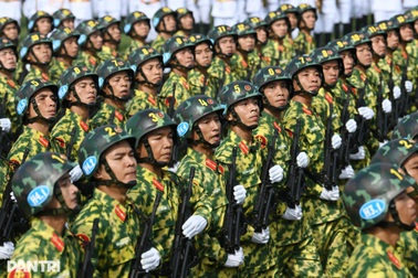 Hơn 15.600 chiến sĩ tham gia tổng hợp luyện diễu binh Quốc khánh 2/9