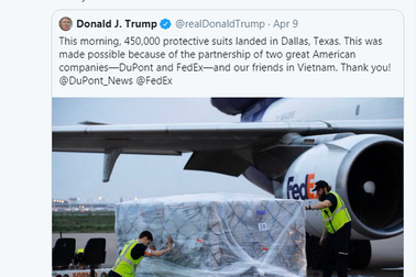 Nghị sĩ Mỹ cảm ơn Việt Nam vì hỗ trợ chuyển giao 450.000 bộ đồ bảo hộ y tế