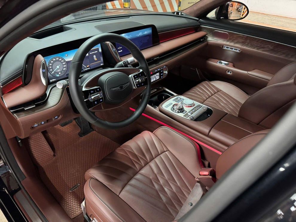 Xe Hàn hàng hiếm chào bán giá 6 tỷ đồng, đối đầu S-Class và BMW 7 Series - 4 Xe Hàn hàng hiếm chào bán giá 6 tỷ đồng, đối đầu S-Class và BMW 7 Series - 4