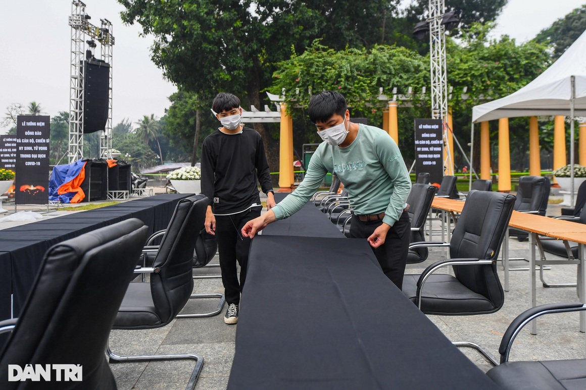 Hàng nghìn hoa đăng sẵn sàng cho Lễ tưởng niệm 20h tối nay - 4 Hàng nghìn hoa đăng sẵn sàng cho Lễ tưởng niệm 20h tối nay - 4