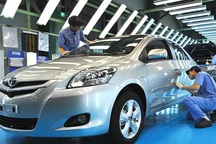 Ngoài ốc vít, Việt Nam "bó tay" với sơn ôtô