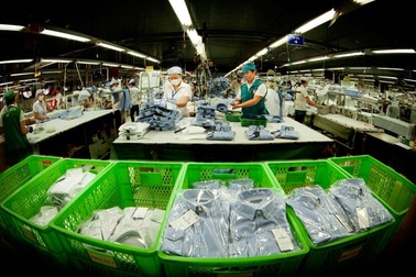 Thu hút FDI - thách thức lớn nhất năm 2017 của kinh tế Việt Nam