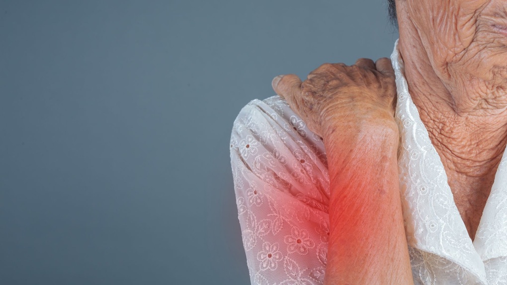 Cụ bà 78 tuổi tìm lại giấc ngủ sau 4 năm đau đớn vì zona thần kinh - 1