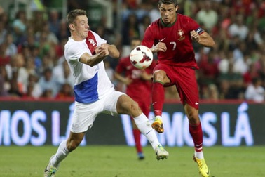 C.Ronaldo tỏa sáng, Bồ Đào Nha thoát thua trước Hà Lan