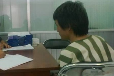 Uống rượu say, nghịch tử cuồng loạn giết mẹ 