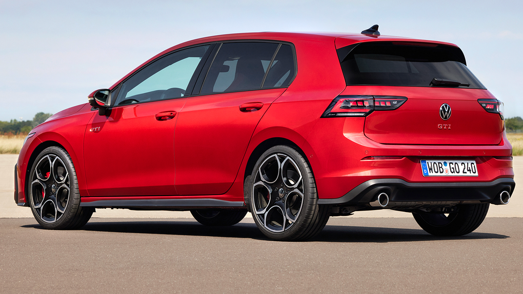 Honda Civic Type R sắp có đối thủ mới tại Việt Nam, giá có thể hấp dẫn hơn - 2 Honda Civic Type R sắp có đối thủ mới tại Việt Nam, giá có thể hấp dẫn hơn - 2