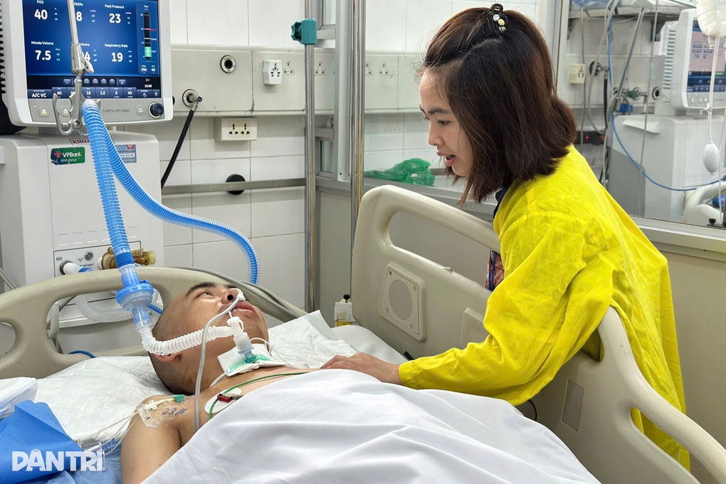 Bạn đọc Dân trí giúp đỡ người bố đơn thân gặp nạn hơn 254 triệu đồng - 2