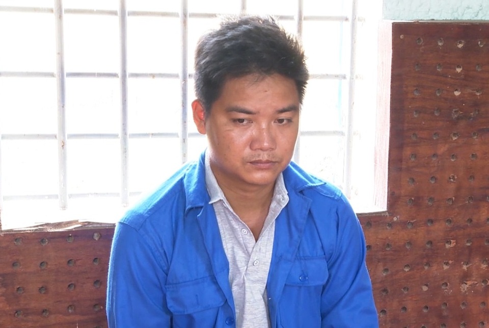 Khởi tố nam thanh niên đánh chết người vì… lên xuống phà - 1 Khởi tố nam thanh niên đánh chết người vì… lên xuống phà - 1