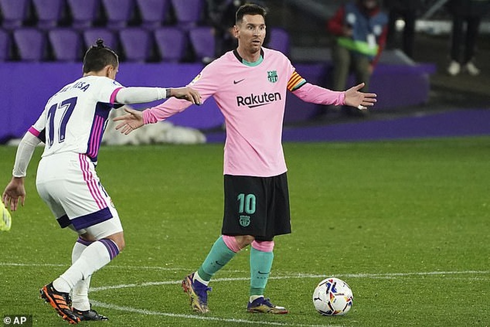 Messi trần tình vụ đòi rời Barcelona, muốn đến Mỹ thi đấu - 3 Messi trần tình vụ đòi rời Barcelona, muốn đến Mỹ thi đấu - 3