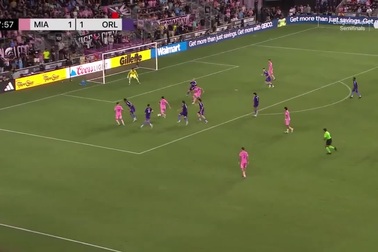 Lionel Messi tỏa sáng rực rỡ, Inter Miami ngược dòng vào chung kết