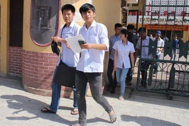 Ngày thi tốt nghiệp THPT đầu tiên: 5 thí sinh bị đình chỉ thi 