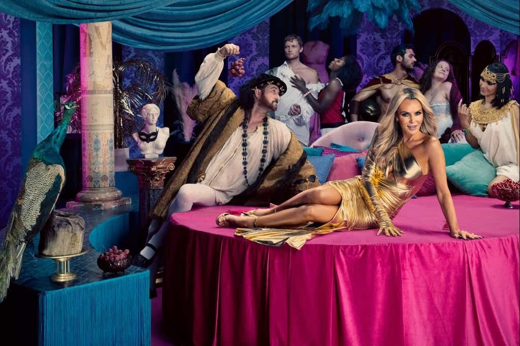 यौन इतिहास पर वृत्तचित्र: सेक्स: एक विचित्र इतिहास ध्यान आकर्षित करता है - 2 Phim tài liệu nói về... lịch sử tình dục Sex: A Bonkers History gây chú ý - 2