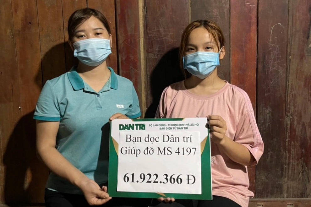 Cô gái chờ tin bố mẹ trong tâm dịch Covid-19, được bạn đọc giúp đỡ - 1 Cô gái chờ tin bố mẹ trong tâm dịch Covid-19, được bạn đọc giúp đỡ - 1