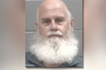 Thầy giáo ở Mỹ bị cấm làm ông già Noel sau khi "đụng chạm" nữ sinh