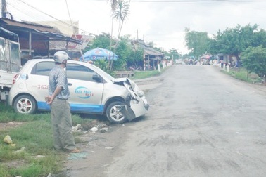 Tại nạn xe liên hoàn, một người chết