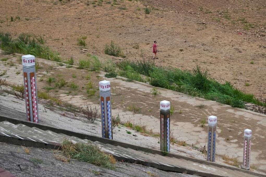 Trung Quốc giữa trận hạn hán kỷ lục - 11 Trung Quốc giữa trận hạn hán kỷ lục - 11