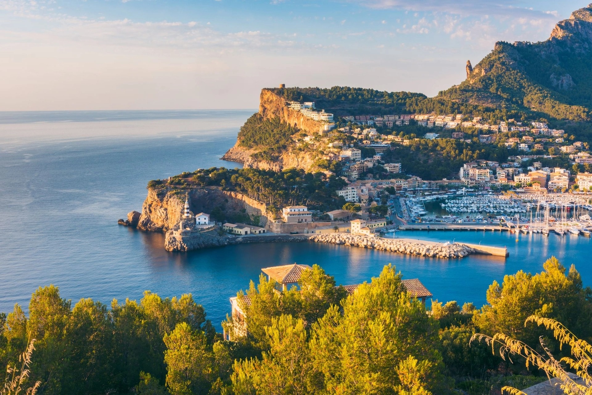 Thiên đường tiệc tùng Majorca: Vấn nạn cưỡng hiếp và bẫy tình dục - 1 Thiên đường tiệc tùng Majorca: Vấn nạn cưỡng hiếp và bẫy tình dục - 1