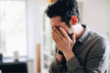 52 tuổi, qua một cuộc hôn nhân vẫn đau đầu đứng giữa những cuộc tình