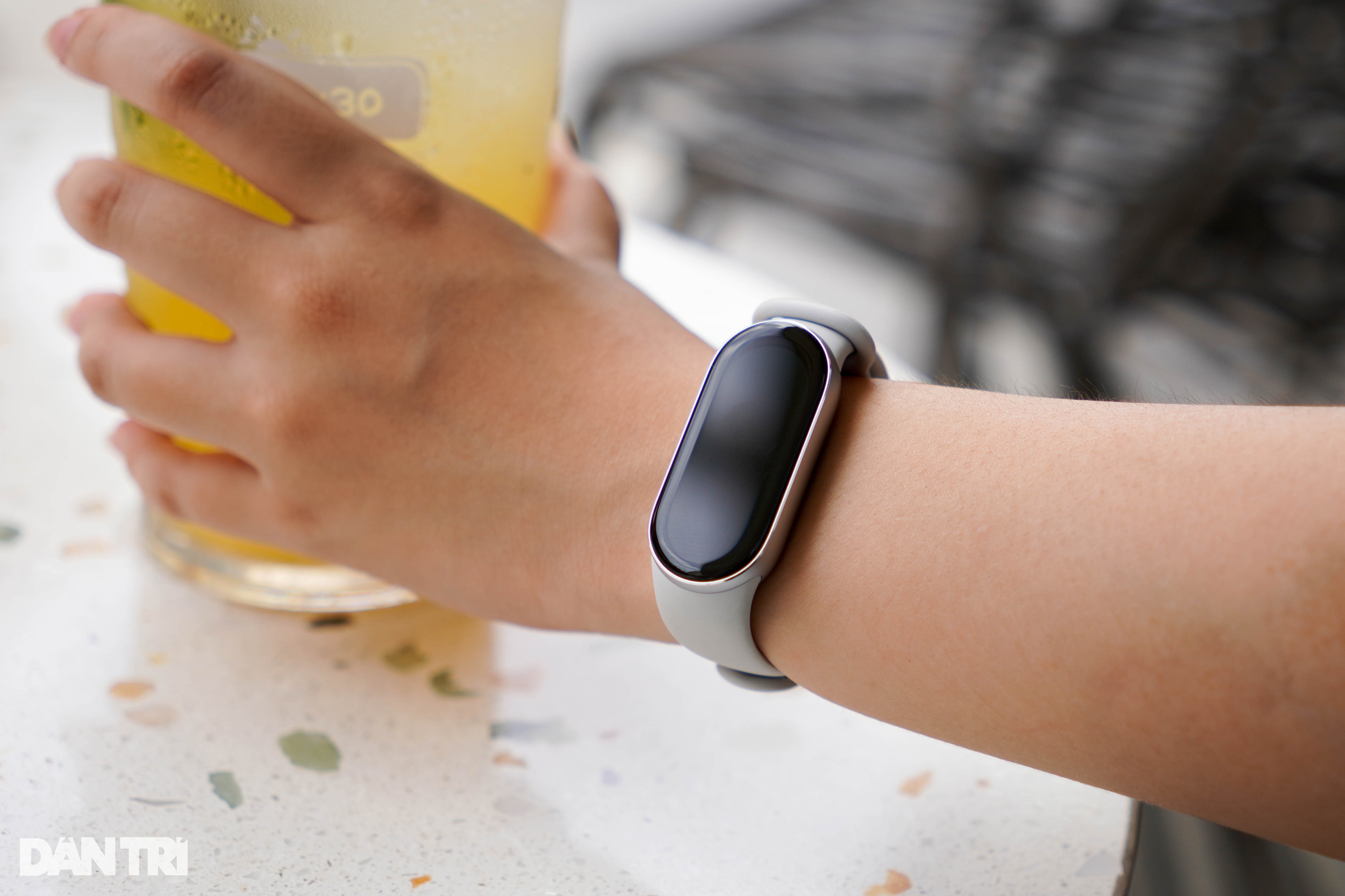 Đánh giá vòng đeo tay Xiaomi Smart Band 9: Giá bình dân, tính năng hạn chế - 1 Đánh giá vòng đeo tay Xiaomi Smart Band 9: Giá bình dân, tính năng hạn chế - 1