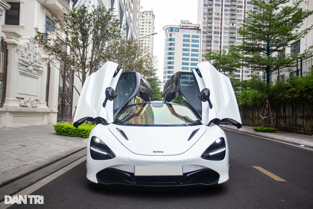 Siêu xe McLaren 720S đầu tiên về Việt Nam bán lại ngang giá Lexus LX600 mới - 2 Siêu xe McLaren 720S đầu tiên về Việt Nam bán lại ngang giá Lexus LX600 mới - 2