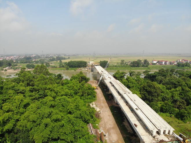 Toàn cảnh cây cầu vượt sông Cầu nối Hà Nội - Bắc Giang - 6 Toàn cảnh cây cầu vượt sông Cầu nối Hà Nội - Bắc Giang - 6