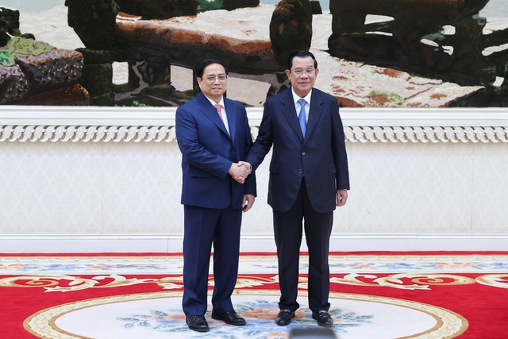 Những hoạt động đầu tiên của Thủ tướng Phạm Minh Chính tại Campuchia - 1 Những hoạt động đầu tiên của Thủ tướng Phạm Minh Chính tại Campuchia - 1