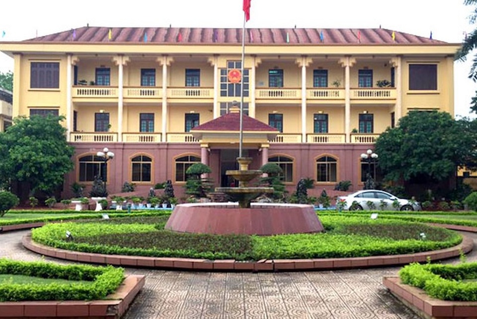 Yêu cầu xử nghiêm 2 doanh nghiệp trắng trợn “bóp cổ” sông Đuống - 1 Yêu cầu xử nghiêm 2 doanh nghiệp trắng trợn “bóp cổ” sông Đuống - 1