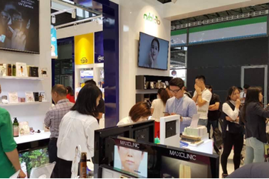 Giám đốc Maxclinic cảnh báo người tiêu dùng về mỹ phẩm giả