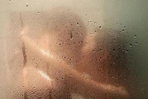 Nữ sinh ở Hà Nội bị ép quay clip nhạy cảm nhằm tống tiền gia đình