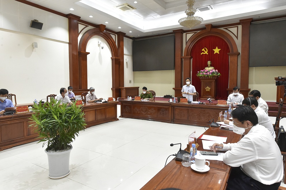Lo kết thúc 16 ngày cách ly xã hội vẫn còn những khu vực nguy cơ rất cao - 2 Lo kết thúc 16 ngày cách ly xã hội vẫn còn những khu vực nguy cơ rất cao - 2