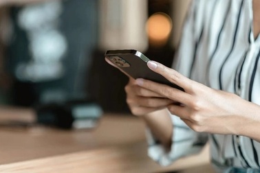 Một phụ nữ ở Hải Phòng bị lừa đổi ngoại tệ, mất gần 1,7 tỷ đồng