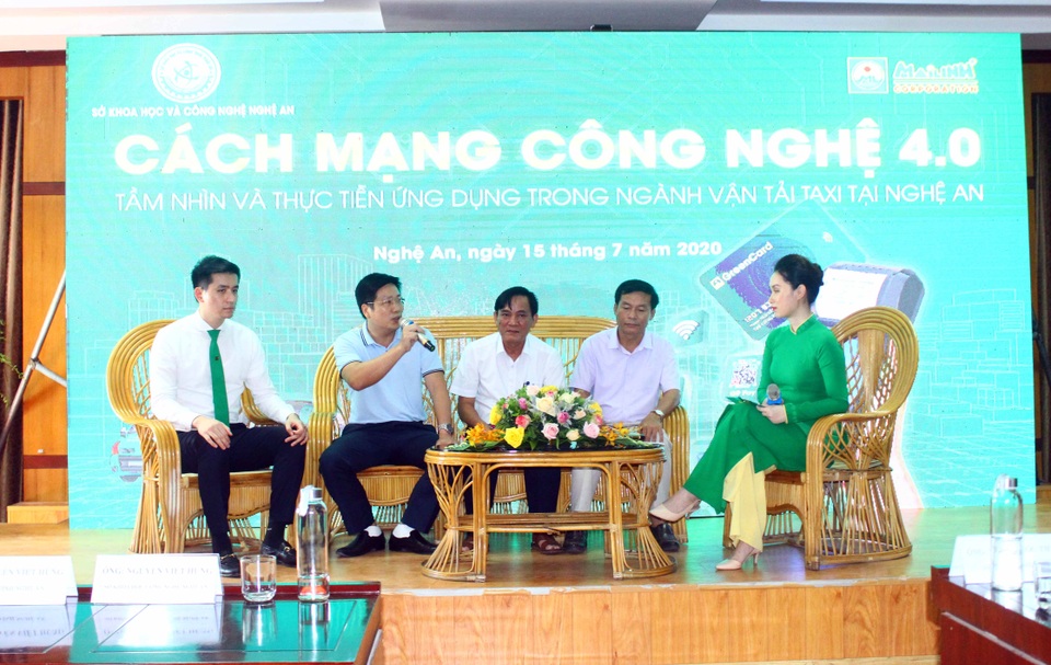 Nghệ An lần đầu áp dụng công nghệ vào ngành vận tải - 1 Nghệ An lần đầu áp dụng công nghệ vào ngành vận tải - 1