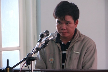 Lãnh án tù vì “cản trở giao thông đường bộ”