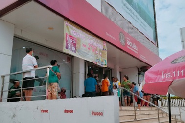 Thái Lan bắt đầu chiến dịch phát tiền 14 tỷ USD cho người dân