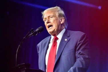 Ông Trump nói Mỹ gặp nguy hiểm, cảnh báo nguy cơ Thế chiến 3