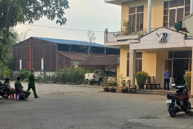 Phong tỏa trung tâm đăng kiểm ở Huế