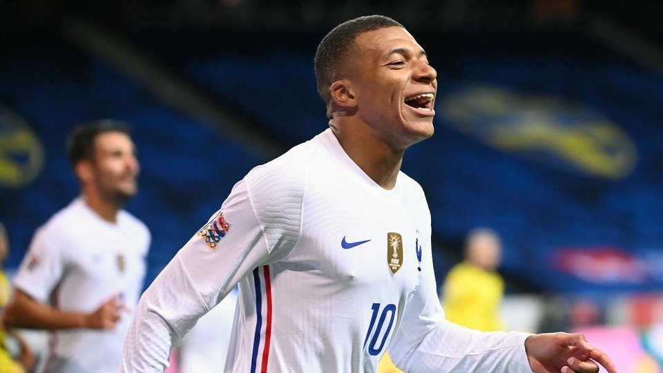 Ngôi sao Kylian Mbappe nhiễm Covid-19 - 1 Ngôi sao Kylian Mbappe nhiễm Covid-19 - 1