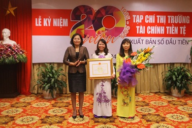 Tạp chí Thị trường Tài chính Tiền tệ kỷ niệm 20 năm ra số báo đầu tiên