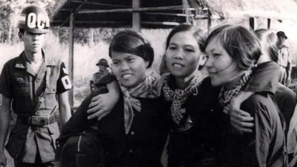 Ký ức ám ảnh của nữ chiến sĩ duy nhất đánh vào Dinh Độc Lập Tết Mậu Thân - 6 Ký ức ám ảnh của nữ chiến sĩ duy nhất đánh vào Dinh Độc Lập Tết Mậu Thân - 6