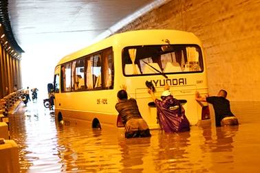 Lo về sự “ nghiệm thu” nghiêm khắc của Ông Trời!